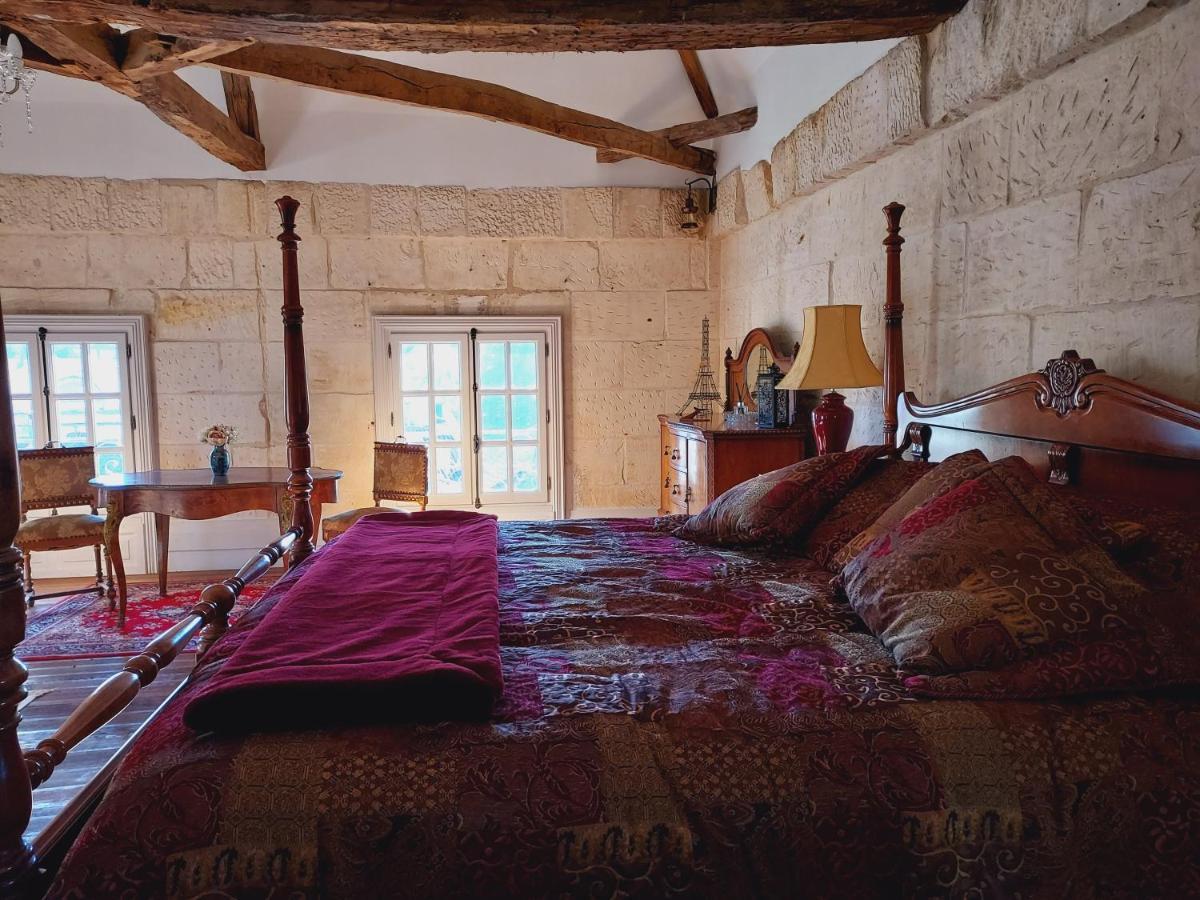 Chateau Des Senechaux, Bourdeilles Eksteriør billede