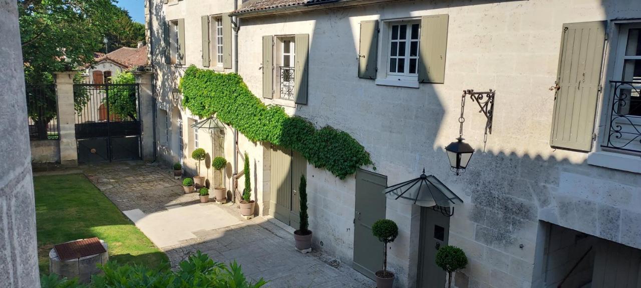 Chateau Des Senechaux, Bourdeilles Eksteriør billede