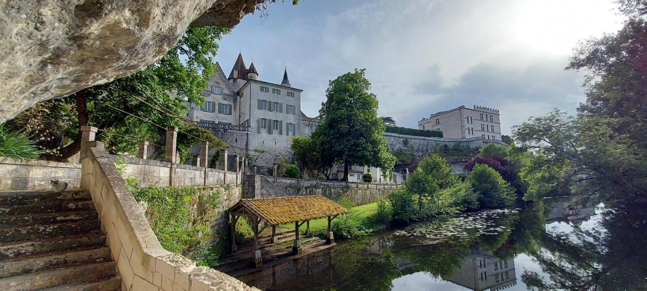 Chateau Des Senechaux, Bourdeilles Eksteriør billede