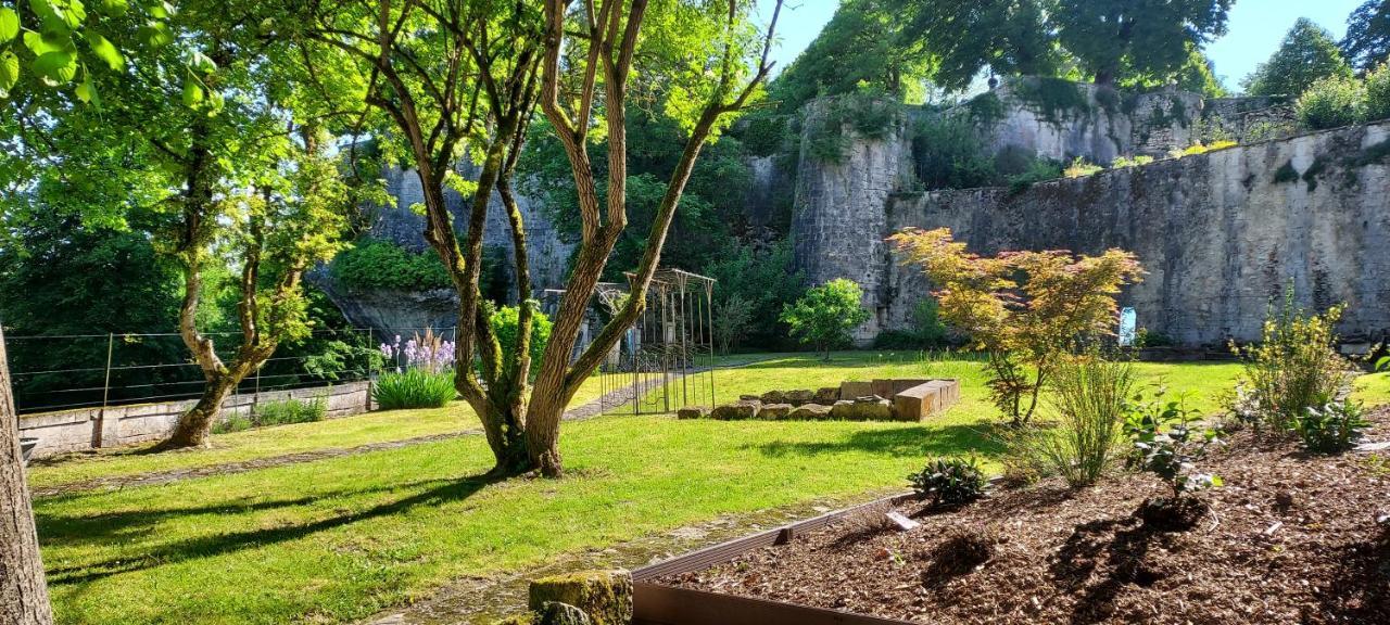 Chateau Des Senechaux, Bourdeilles Eksteriør billede